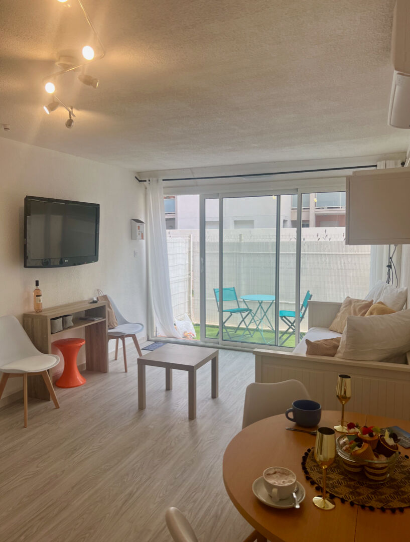 Appartement meubl\u00e9 \u00e0 louer au Grau du Roi - 1 pi\u00e8ce, bord de mer